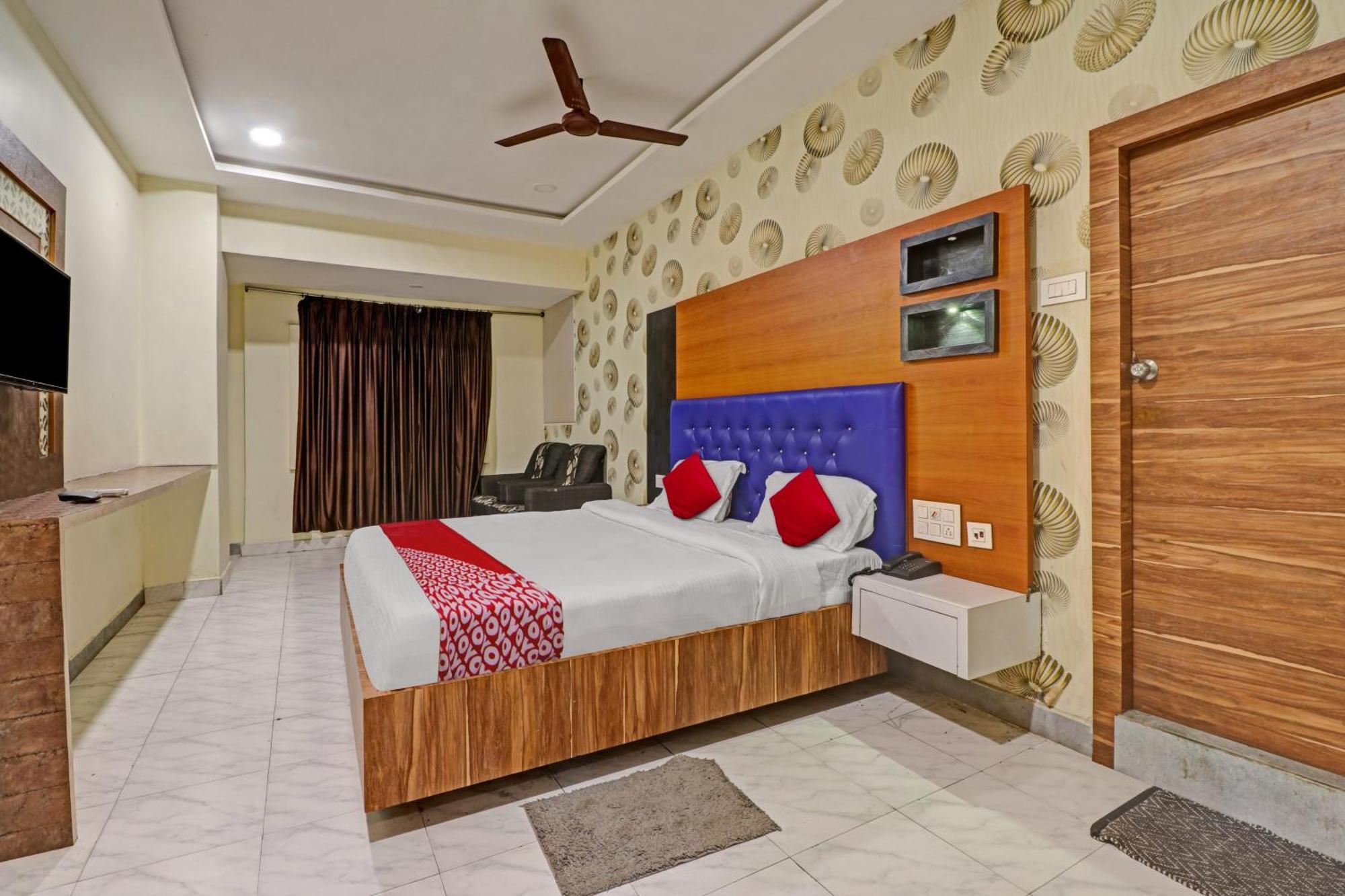 Hotel O Aditya Grand Inn Guntur Exterior photo